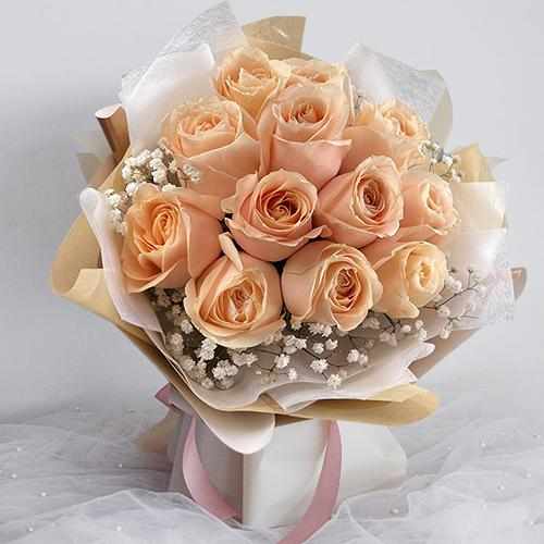 Graceful 12 Champagne Rose Bouquet