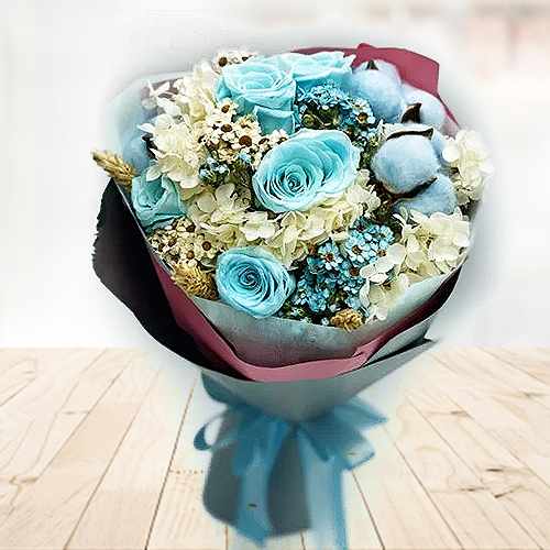 Bouquet of Presreved Blue Rose and Hydrangea