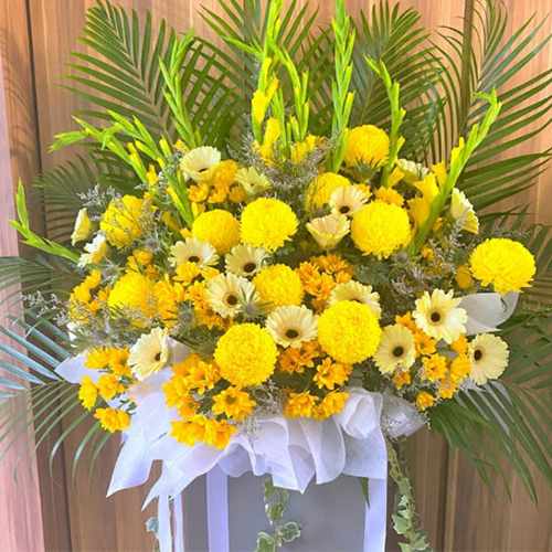 Beaming Flowers Funeral Arrangement