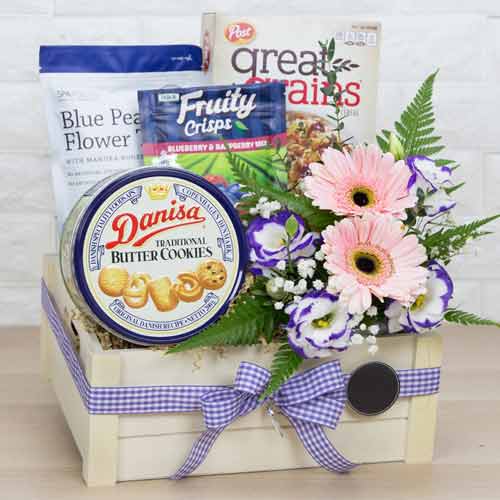 Fitness Hampers With Flower
