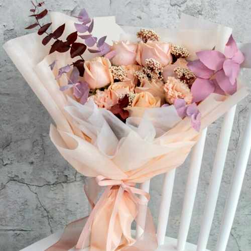 Bouquet of Blissful Roses and Eustomas