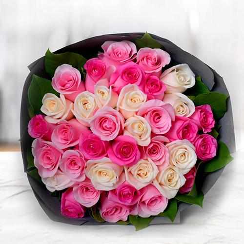 30 Mixed Rose Bouquet of Passion