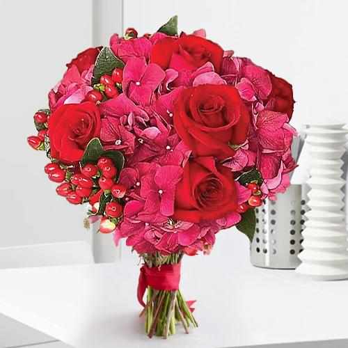 Red Rose and Pink Hydranges Hand Bouquet