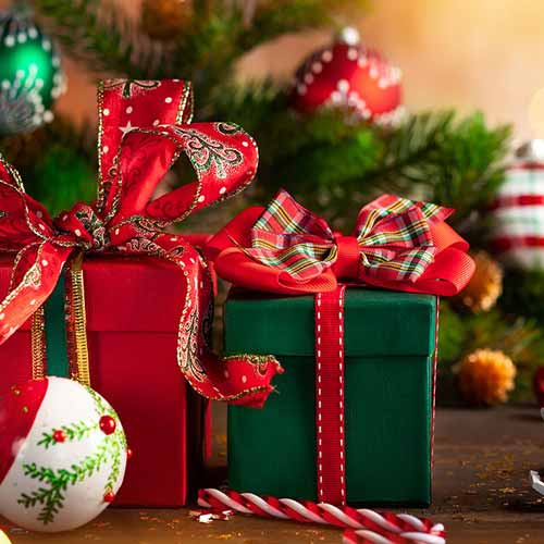 Send Christmas and Holiday Gifts to Singapore